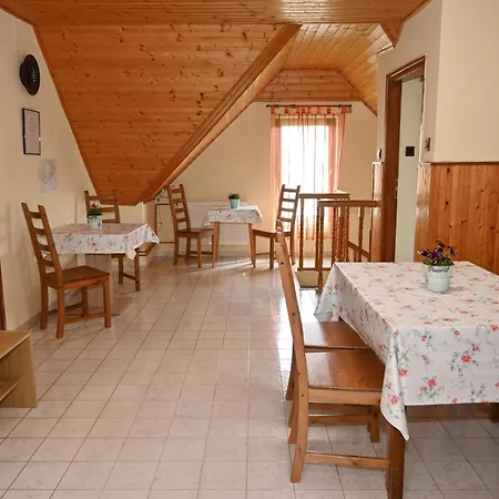 Apartmán Encian Apartmanhaz *