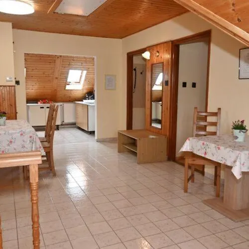 Encian Apartmanhaz *